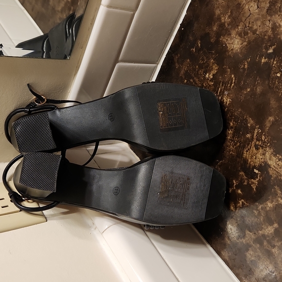 Rampage strappy heels - Picture 5 of 9